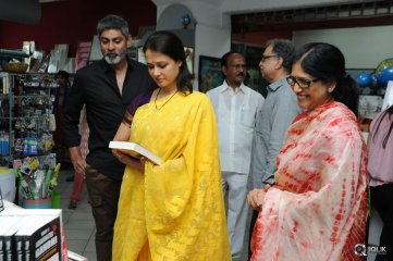 Celebs at Walden 25 Years Press Meet